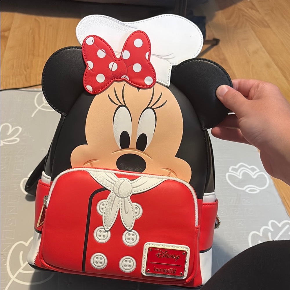 Loungefly Red and Black Minnie Mouse Bag